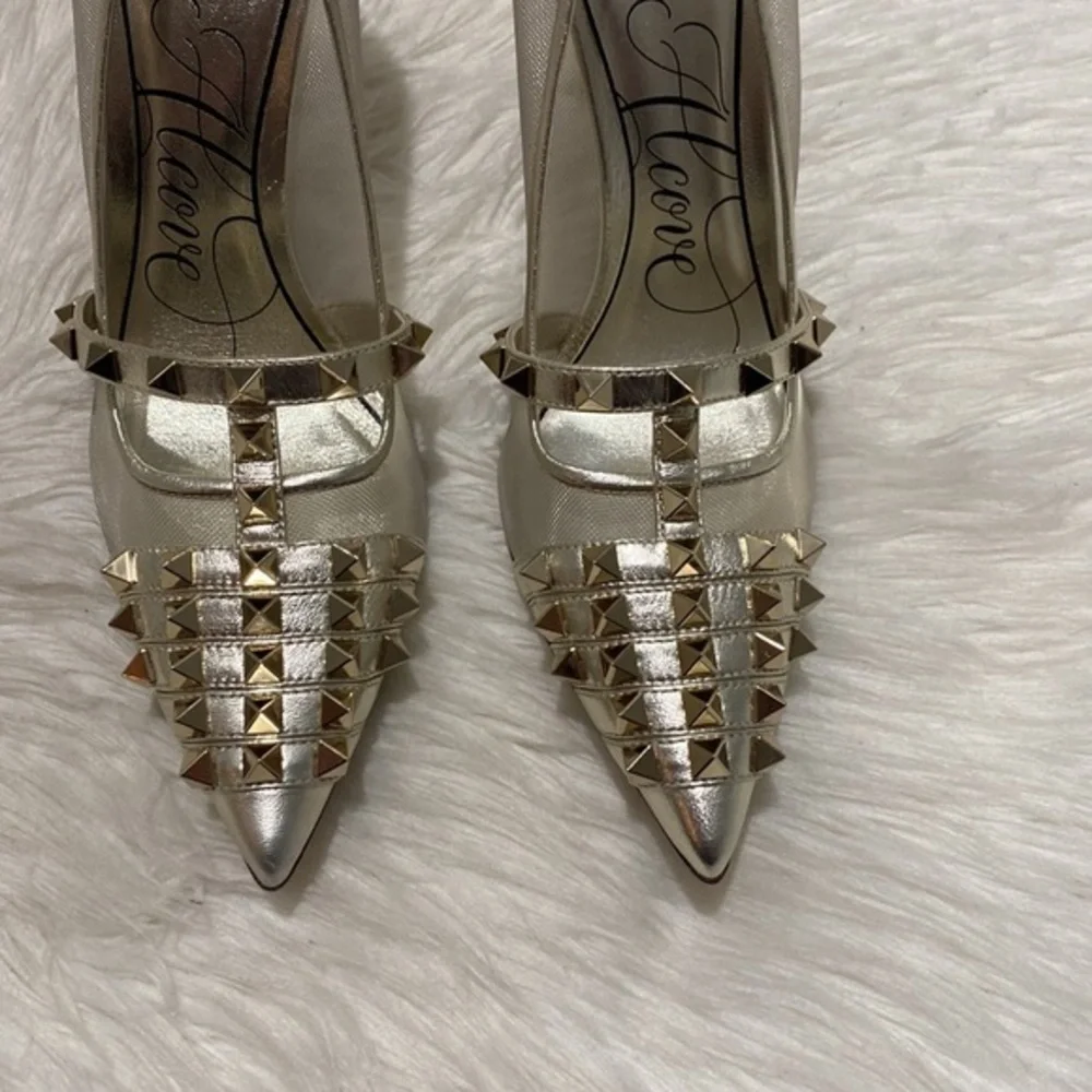 Valentino Garavani Rockstud Alcove pump‎ size 37.5EU - Picture 13 of 14